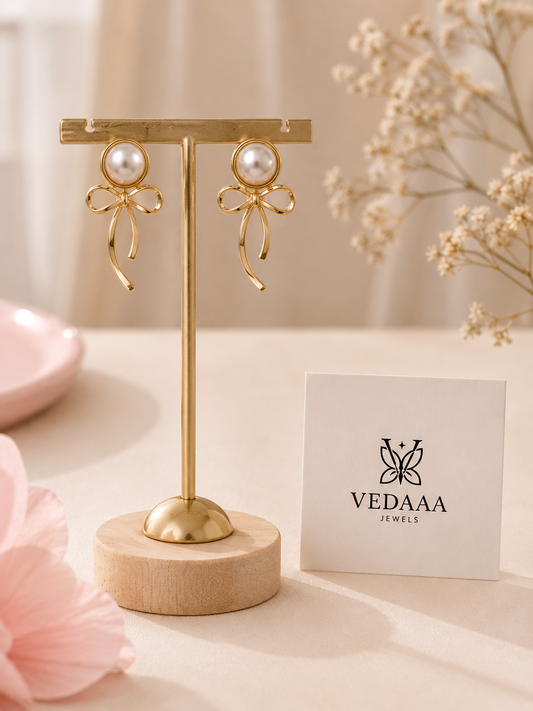 ✨ Vedaaa Pearl Bow Stud Earrings