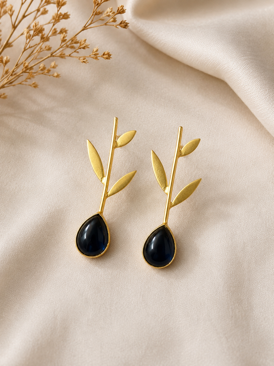 Vedaaa Midnight Bloom Earrings